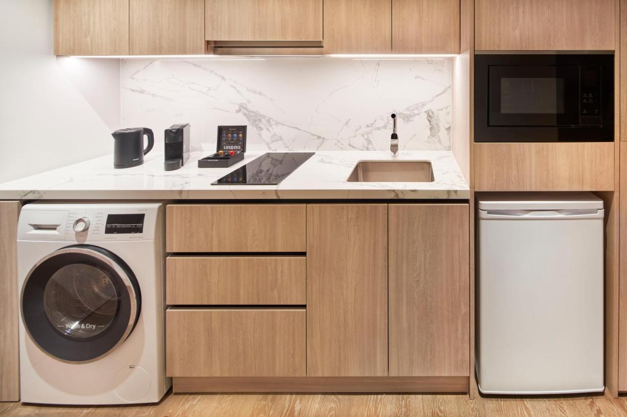 Parkroyal Serviced Suites Jakarta Bagian luar foto